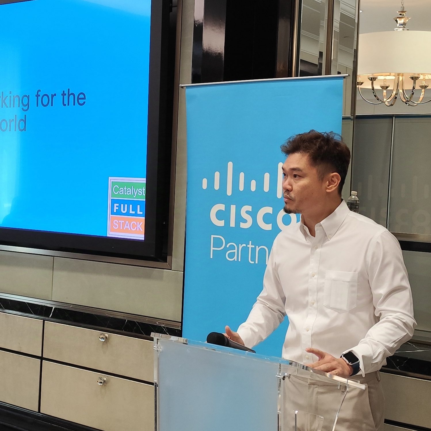 Cisco Secure Networking: Unifying Networking and Security in a Hybrid World